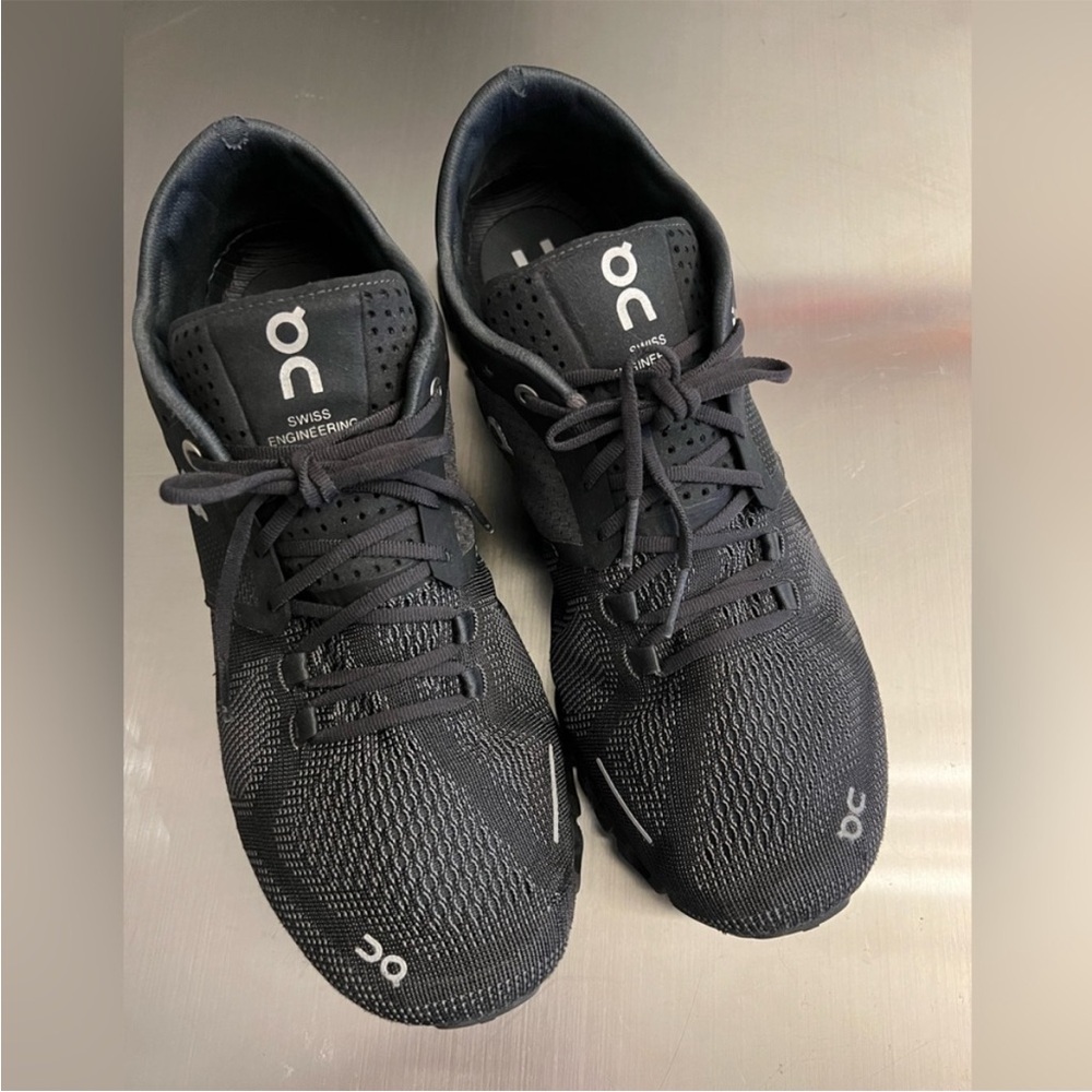 Men’s onclouds